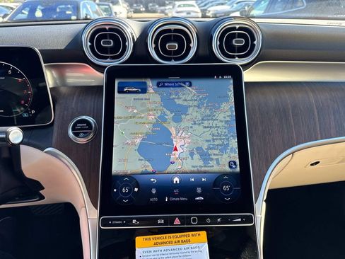 New 2026 Mercedes-Benz GLC 300 4MATIC image 11