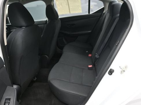 Used 2024 Nissan Sentra S FWD image 12