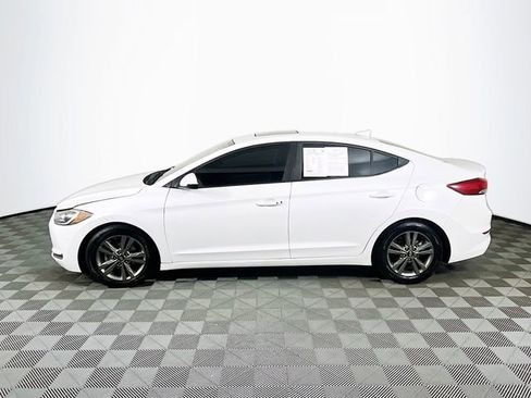 Used 2018 Hyundai Elantra Value Edition FWD image 5