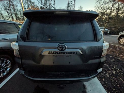 Used 2023 Toyota 4Runner SR5 image 6