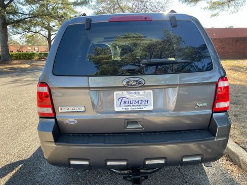 Used 2011 Ford Escape XLT w/ 203A Rapid Spec Order Code image 4