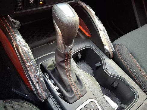 New 2026 Nissan Frontier PRO-4X w/ Pro-4x Convenience Package image 10