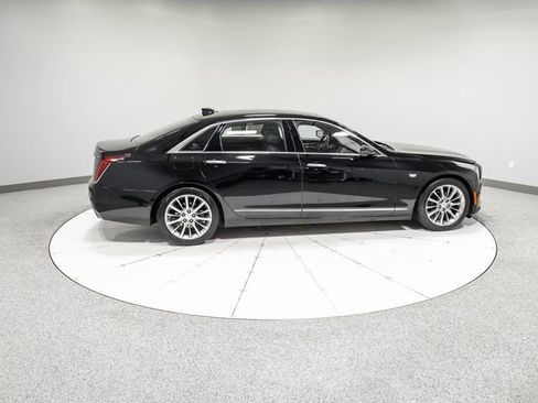 Used 2018 Cadillac CT6 Luxury AWD/4WD image 31