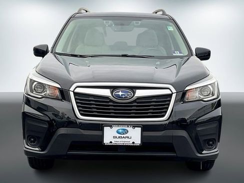 Used 2019 Subaru Forester Premium image 2