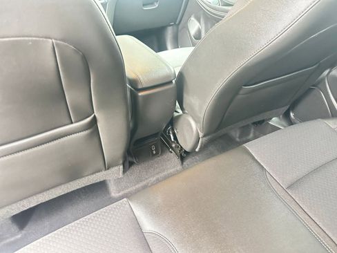 Used 2025 Buick Encore GX Preferred image 24