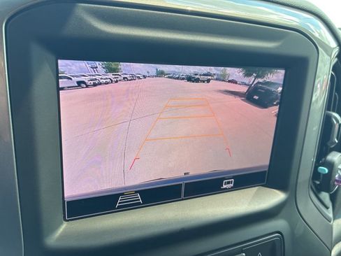 Used 2022 Chevrolet Silverado 1500 Custom image 11