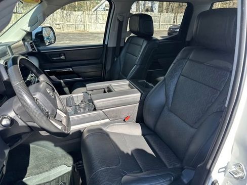 Used 2023 Toyota Tundra Limited AWD/4WD image 39