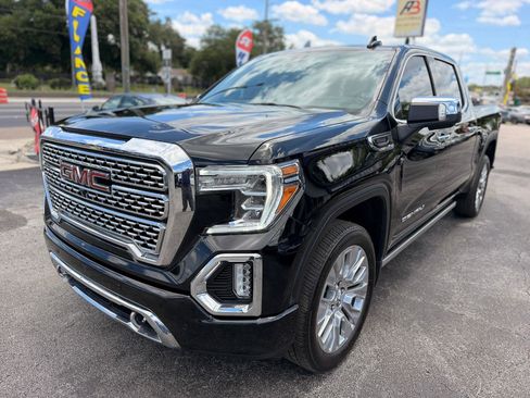 Used 2021 GMC Sierra 1500 Denali w/ Denali Ultimate Package AWD/4WD image 2