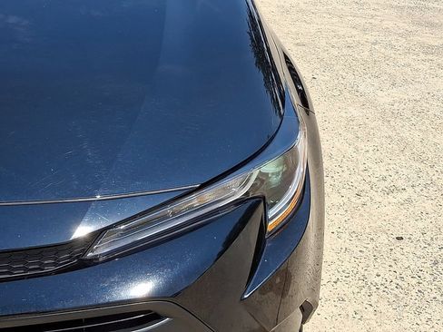 Used 2025 Toyota Corolla LE FWD image 9