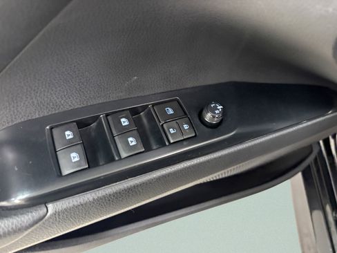 Used 2019 Toyota Camry LE w/ Convenience Package image 26