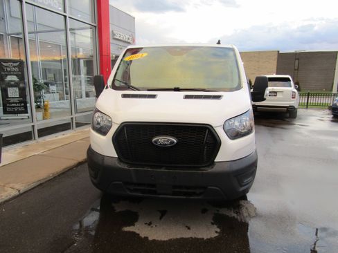 Used 2021 Ford Transit 150 Low Roof AWD image 3