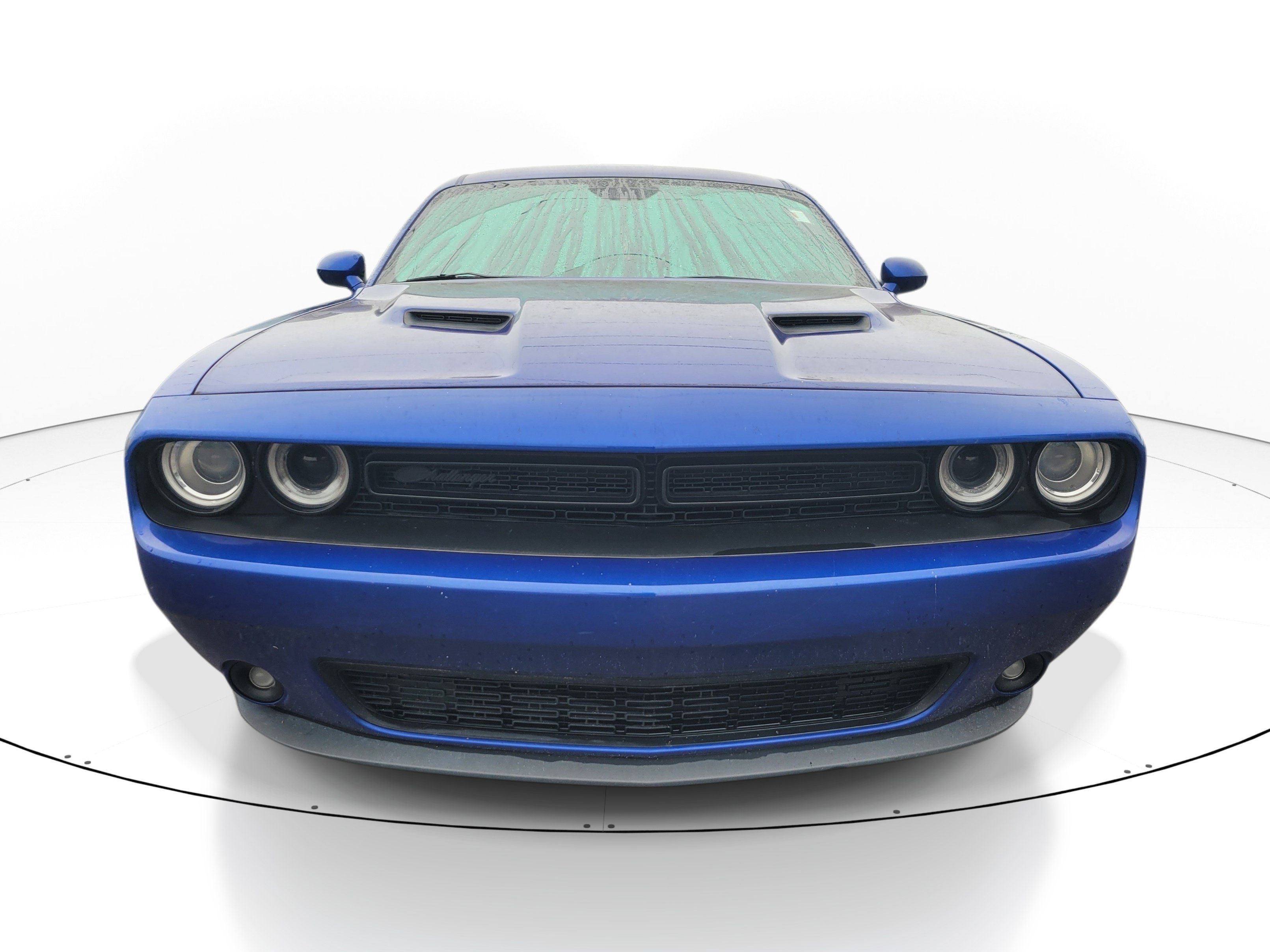 Used 2021 Dodge Challenger SXT w/ Driver Convenience Group RWD image 2