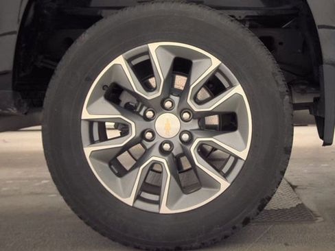 Certified 2024 Chevrolet Silverado 1500 LT AWD/4WD image 20