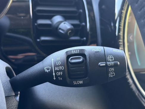 Used 2024 MINI Cooper SE image 32