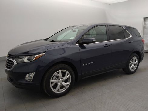 Used 2018 Chevrolet Equinox LT image 2