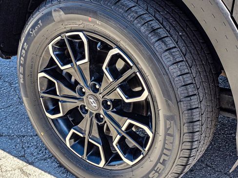 Used 2024 Hyundai Santa Cruz SEL image 10