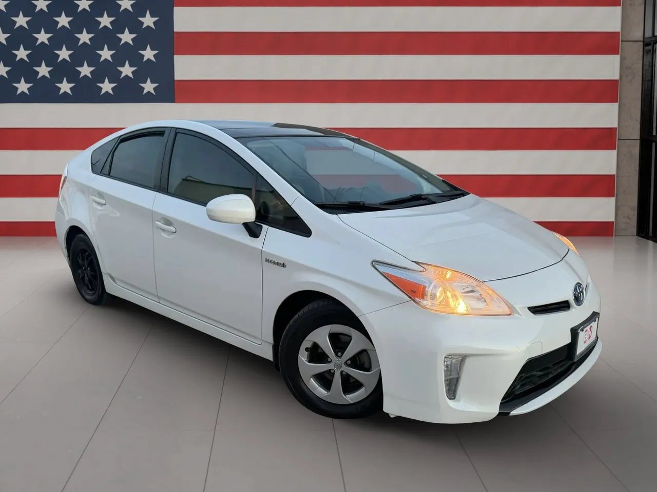 Used 2012 Toyota Prius Four w/ Deluxe Solar Roof Pkg FWD image 1