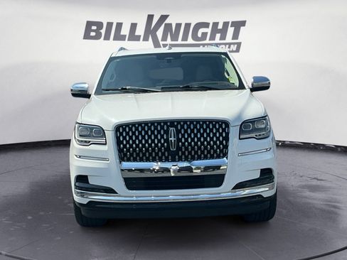 Certified 2023 Lincoln Navigator Black Label AWD/4WD image 8