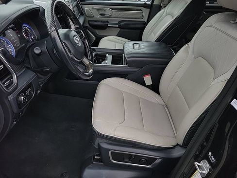 Used 2022 RAM 1500 Limited AWD/4WD image 10