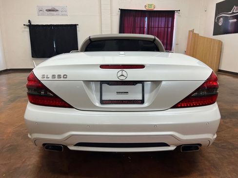 Used 2009 Mercedes-Benz SL 550 image 8