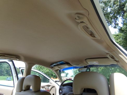Used 2004 Buick Le Sabre Limited FWD image 27