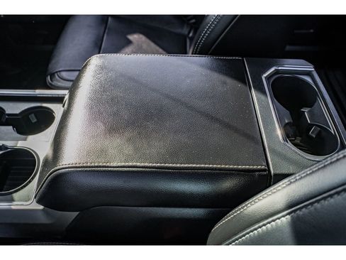 Used 2019 Ford F250 Lariat w/ Lariat Value Package image 19