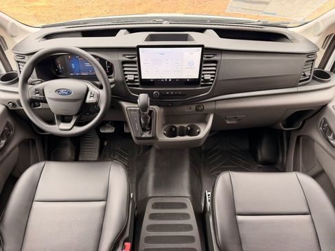 New 2026 Ford Transit 250 148 Medium Roof image 19