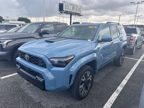 Used 2025 Toyota 4Runner TRD Sport Premium AWD/4WD image 1