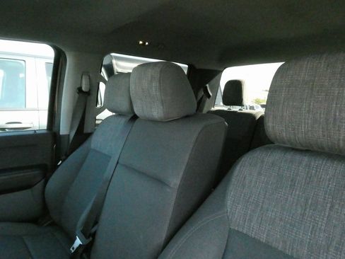 Used 2022 Ford F150 XLT image 30