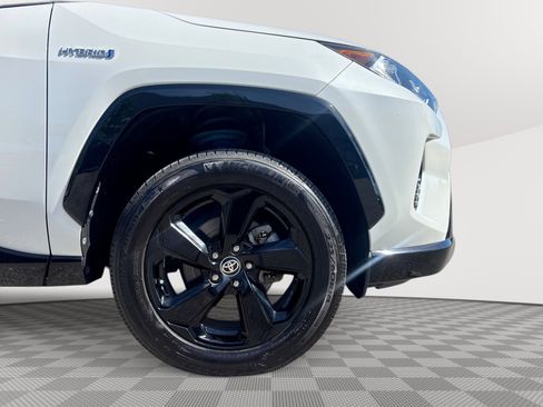 Used 2021 Toyota RAV4 XSE w/ XSE Grade Weather Package AWD/4WD image 31