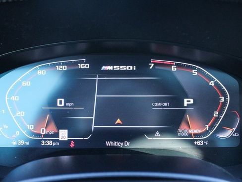 Used 2021 BMW M550i xDrive image 28