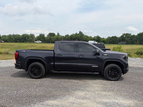 Used 2024 GMC Sierra 1500 Elevation w/ Elevation Premium Package AWD/4WD image 14