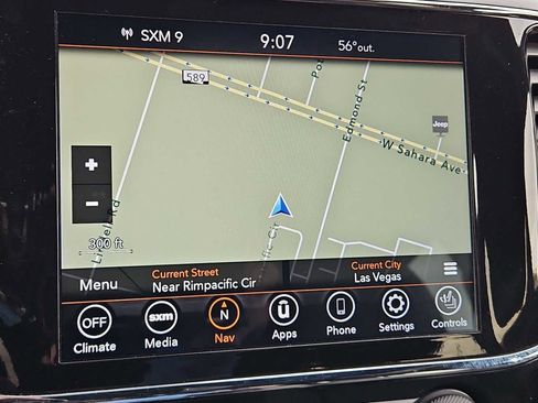 Used 2022 Jeep Grand Cherokee Limited image 29