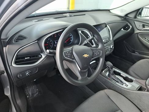 Used 2024 Chevrolet Malibu LT FWD image 8