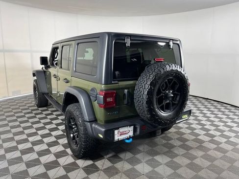 Used 2024 Jeep Wrangler Unlimited AWD/4WD image 5