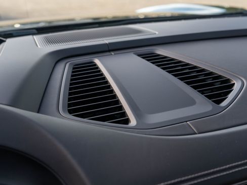 New 2026 Porsche Macan 4S Electric image 27