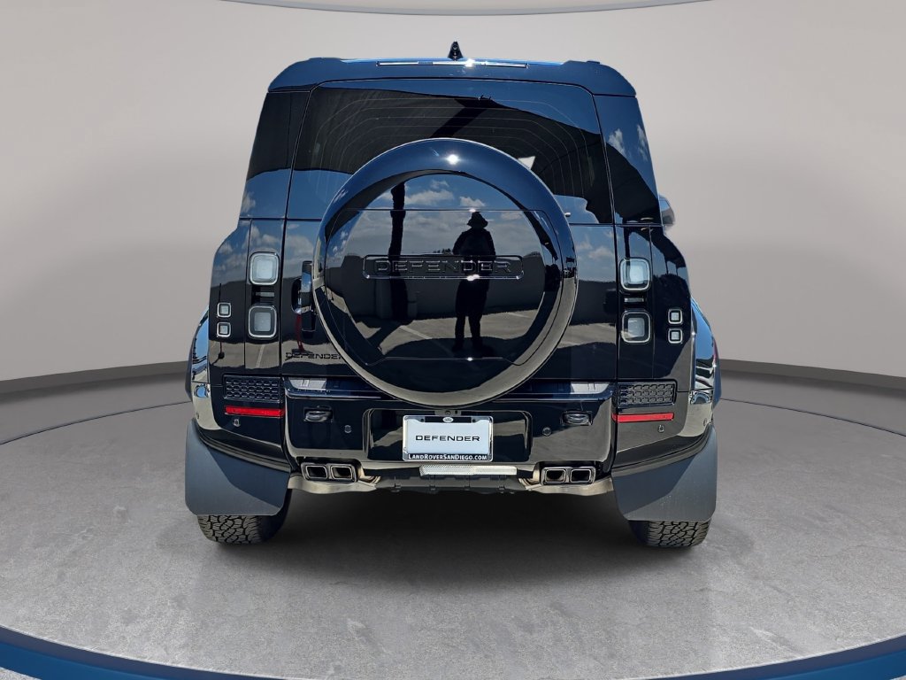 New 2026 Land Rover Defender 110 OCTA AWD/4WD image 6