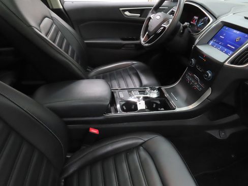 Used 2019 Ford Edge SEL w/ Equipment Group 201A FWD image 25