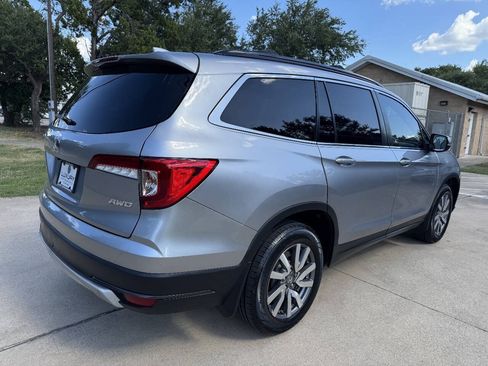Used 2019 Honda Pilot EX image 11