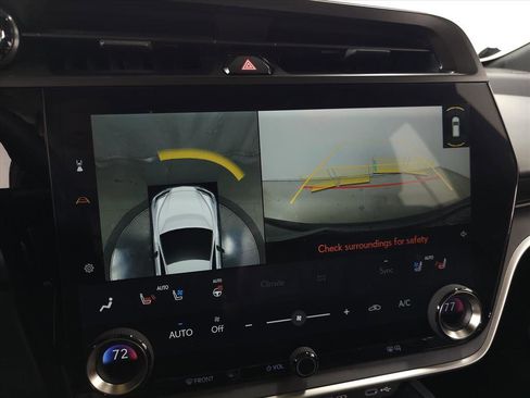 Used 2023 Lexus RZ 450e Premium image 31