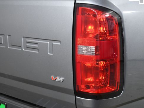 Used 2021 Chevrolet Colorado LT w/ LT Convenience Package image 31