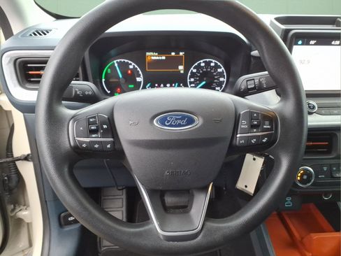 Used 2024 Ford Maverick XLT image 21