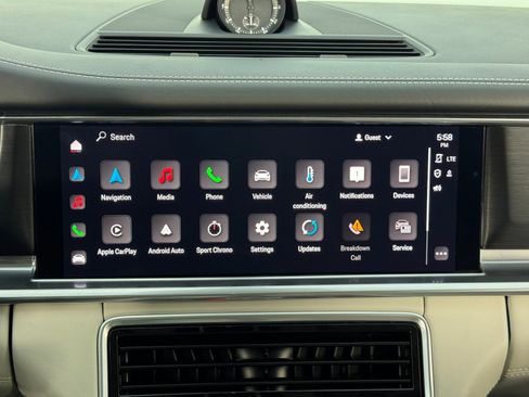 Used 2023 Porsche Panamera Platinum Edition image 26