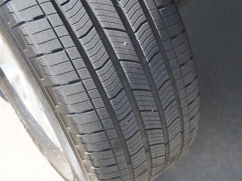 Used 2016 Lexus GX 460 w/ Premium Package image 12