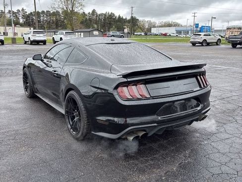 Used 2019 Ford Mustang GT Premium w/ GT Performance Package RWD image 8