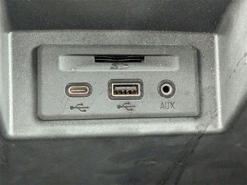 Certified 2021 Chevrolet Silverado 1500 RST w/ Texas Edition Plus image 30