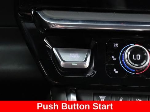Used 2024 GMC Sierra 2500 Denali Ultimate AWD/4WD image 25