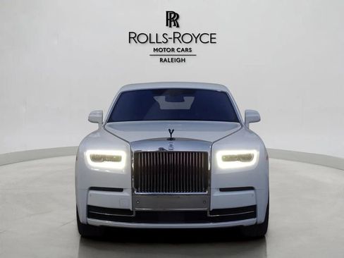 Used 2021 Rolls-Royce Phantom Sedan image 2