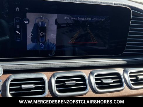 Used 2026 Mercedes-Benz GLS 450 4MATIC image 26