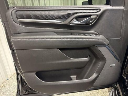 Used 2022 GMC Yukon XL Denali w/ Max Trailering Package image 13